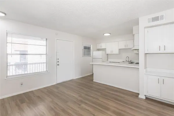 6010 N Lamar BLVD #203, Austin, TX 78752