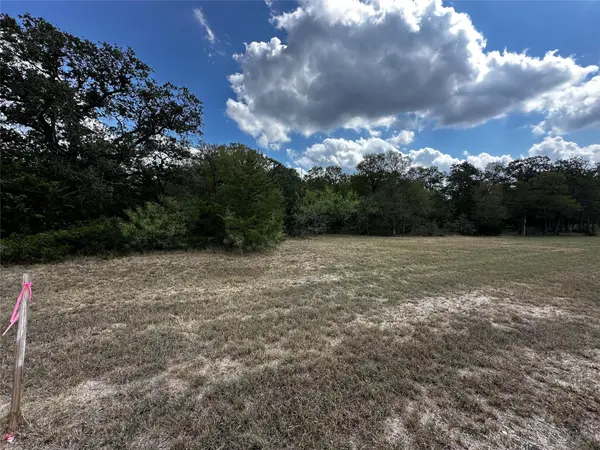 1575 Old Colony Line RD, Dale, TX 78616