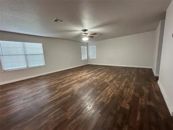 113 Lexword LN, Kyle, TX 78640