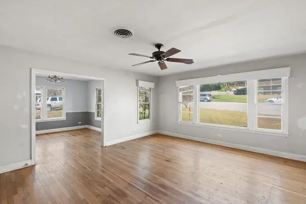 701 N Washington ST, La Grange, TX 78945