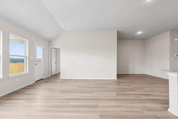 20001 Hirono DR, Manor, TX 78653