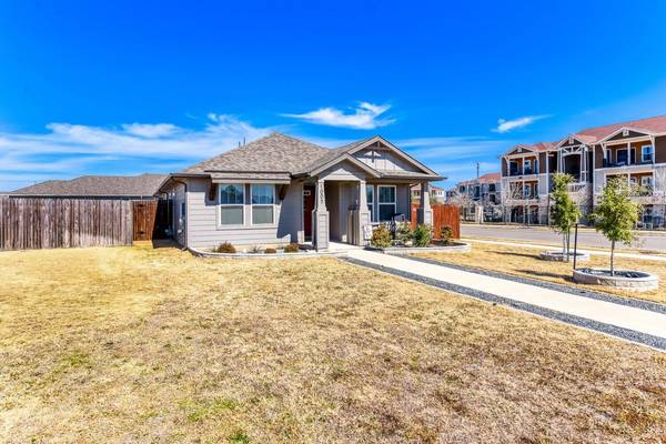 1005 Main ST, Hutto, TX 78634