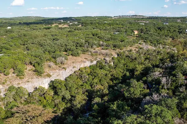 4207 Three Creek TRL, Spicewood, TX 78669