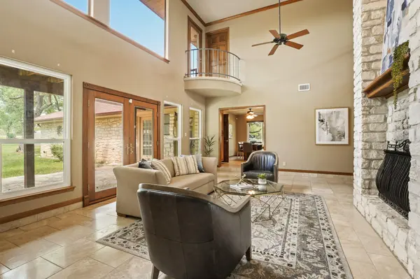 176 Logan Ranch RD, Georgetown, TX 78628