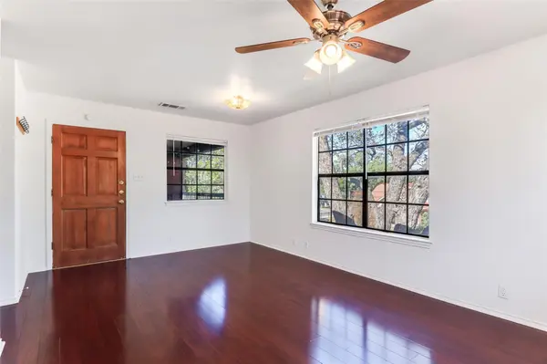 1903 E 20th ST, Austin, TX 78722