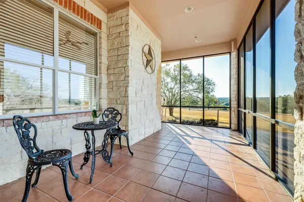 104 Running Brook TRL, Spicewood, TX 78669
