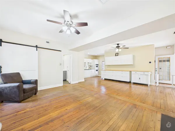 451 High Gabriel E, Leander, TX 78641