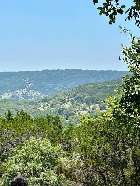 557 Dusty Saddle, Canyon Lake, TX 78133