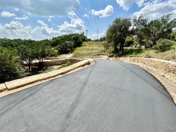 256 Clinch DR, Fischer, TX 78623