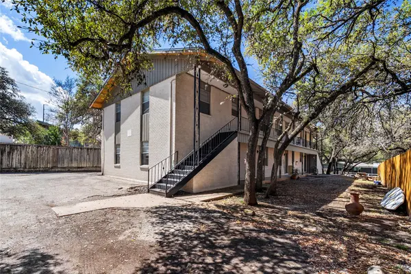 2411 S 5th ST, Austin, TX 78704