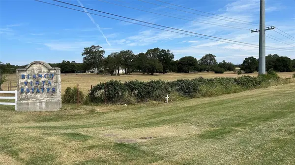 200 Blanco Vista DR, Blanco, TX 78606