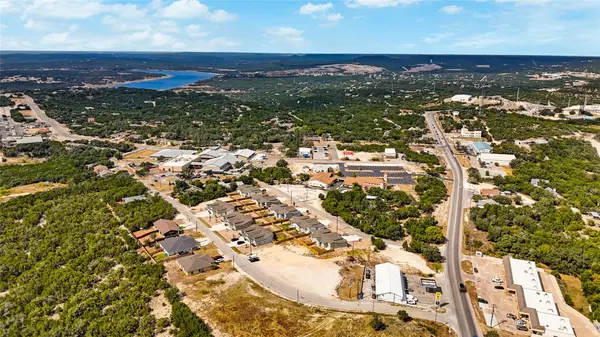 20100 TRAVIS DR, Lago Vista, TX 78645