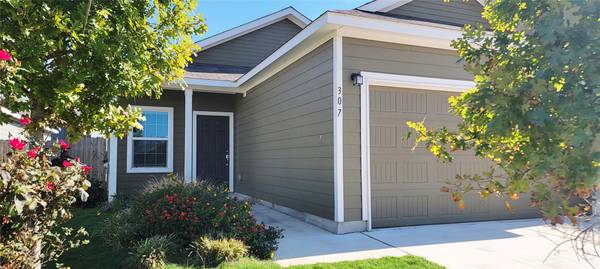307 Bass DR, Bastrop, TX 78602
