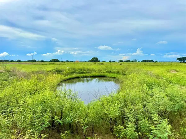 TBD Tract 105 Pin Tail LN, Rock Island, TX 78934