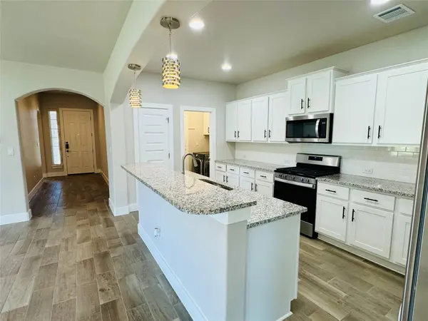 125 Millsaps CT, Bastrop, TX 78602