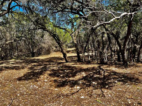 21300 HIGHLAND LAKE DR, Lago Vista, TX 78645