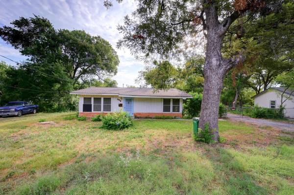 300 Pecan DR, Austin, TX 78753