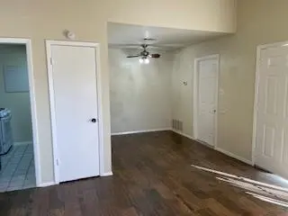 809 Plumpton DR, Austin, TX 78745