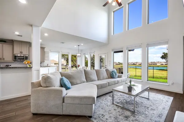 113 Cascia CIR, Liberty Hill, TX 78642