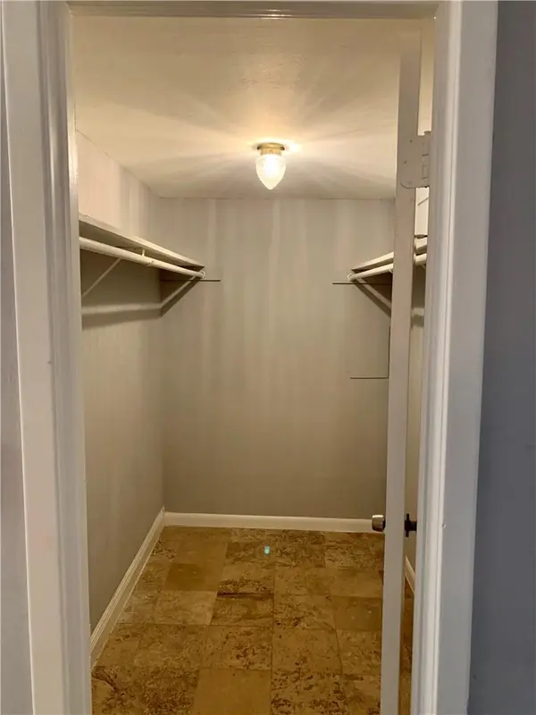 2400 Jarratt Ave #C, Austin, TX 78703
