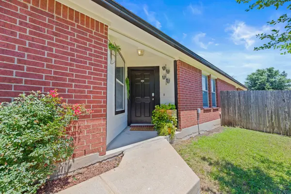 3613 Bach DR, Pflugerville, TX 78660