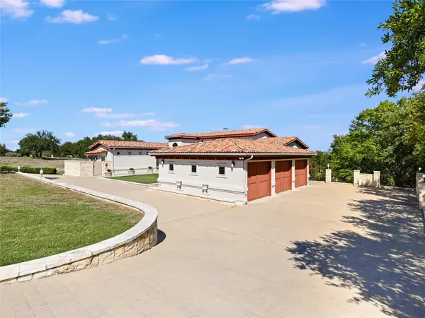 27206 Waterfall Hill PKWY, Spicewood, TX 78669
