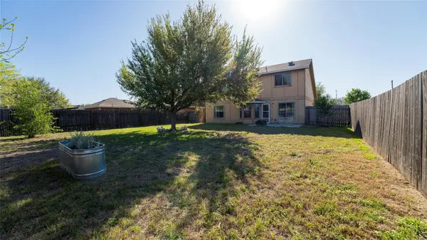 1576 Twin CV, Kyle, TX 78640