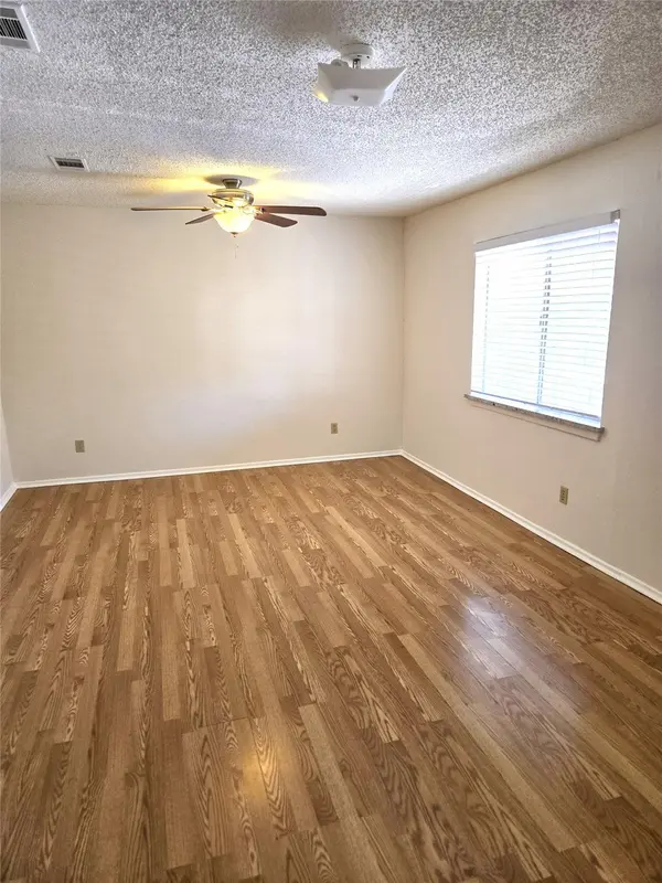 203 S Mitchell St ST #4, San Marcos, TX 78666