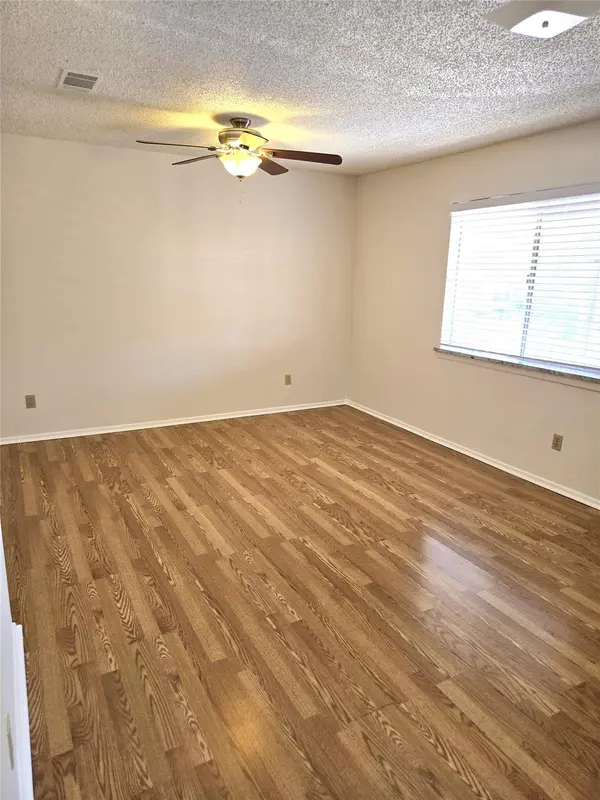 203 S Mitchell St ST #4, San Marcos, TX 78666