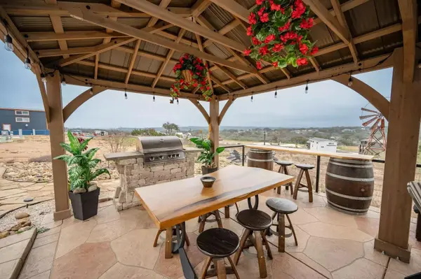 5386 Ranch Road 1376 RD #174, Fredericksburg, TX 78624