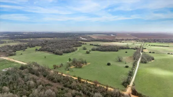7281 County Road 358 RD, Gause, TX 77836