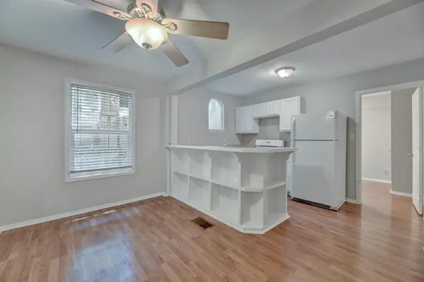 2712 Whitis Ave #B, Austin, TX 78705