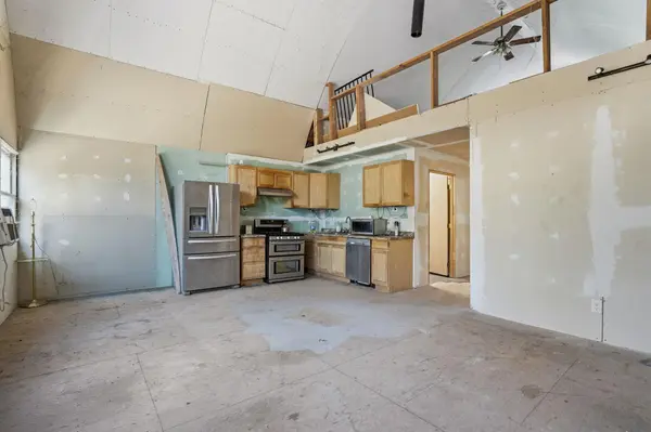 201 Deer Springs LOOP, Burnet, TX 78611