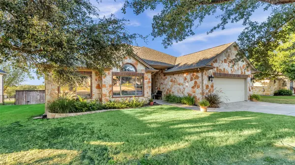 108 Natalies PT, Burnet, TX 78611