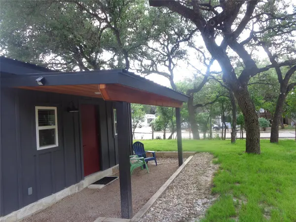 1009 Edgewater FLS, Canyon Lake, TX 78133
