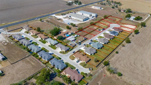 346 Navarro WAY #18A, Seguin, TX 78155
