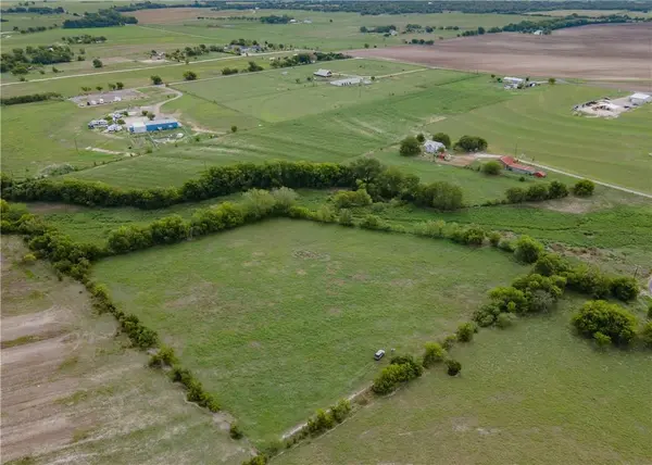 2201 County Road 311, Jarrell, TX 76537