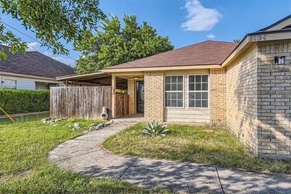 134 Bellair DR, Kyle, TX 78640