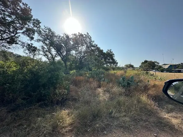 0 Lunar DR, Burnet, TX 78611
