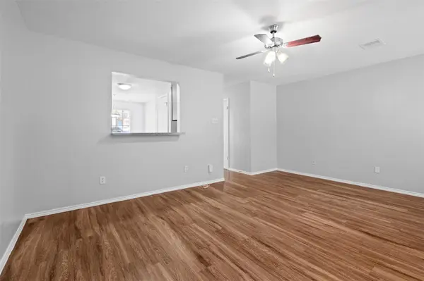 1807 River Crossing CIR #B, Austin, TX 78741
