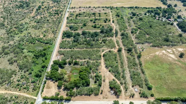 1649 Witter RD, Dale, TX 78616