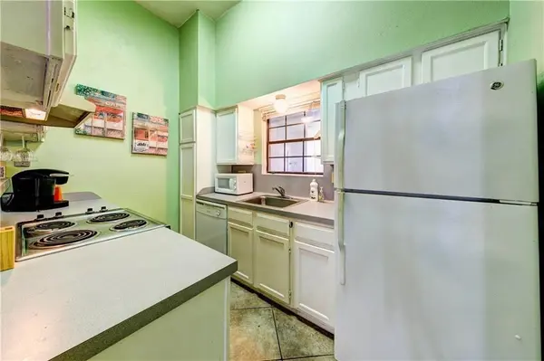1908 San Antonio ST #310, Austin, TX 78705