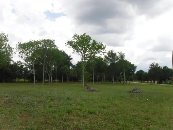 104 W Riverside DR, Bastrop, TX 78602