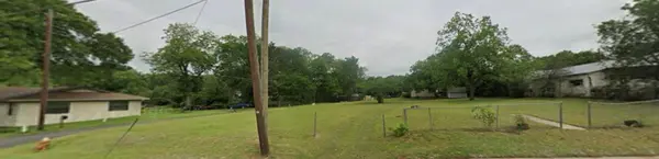 510 W Brenham ST, Elgin, TX 78621