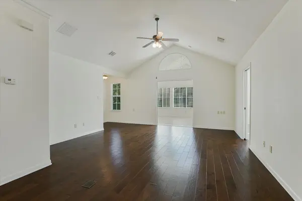 30 Wildwood DR #111, Georgetown, TX 78633