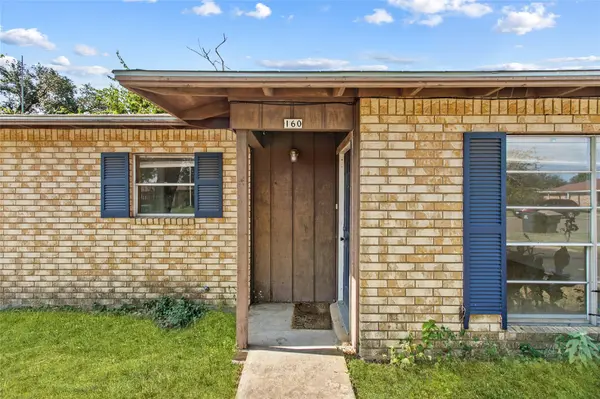 160 Gaeke ST, Giddings, TX 78942