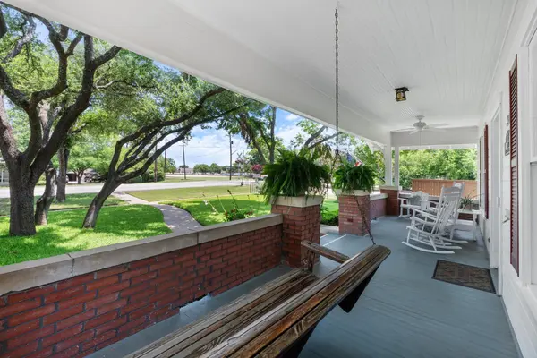 810 E University Ave, Georgetown, TX 78626