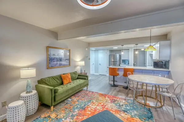 207 N Hi Circle N ST N #105 A&B, Horseshoe Bay, TX 78657