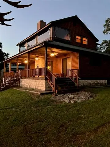 534 Scotts School RD, Flatonia, TX 78941
