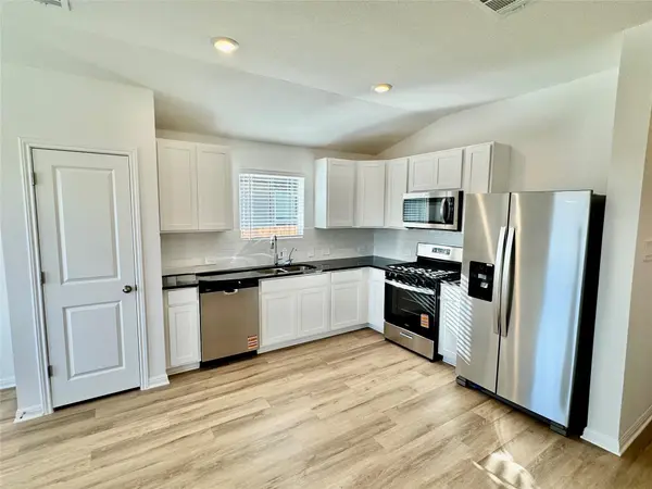 281 Texas Agate DR, Kyle, TX 78640